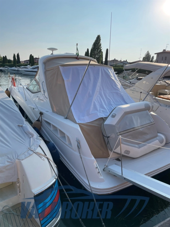 Sea Ray Sundancer 355 DA usado à venda