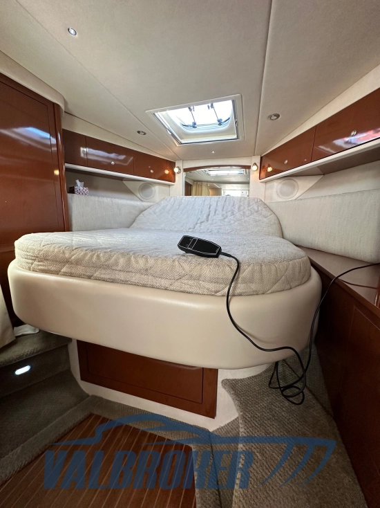 Sea Ray Sundancer 355 DA usado à venda