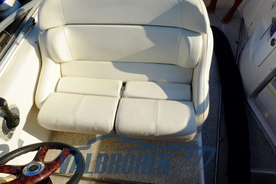 Regal Marine COMMODORE 2665 de segunda mano en venta