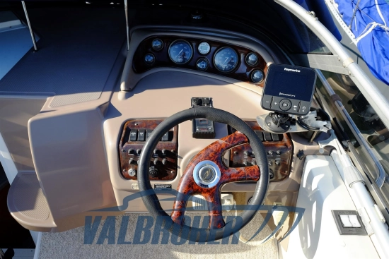 Regal Marine COMMODORE 2665 de segunda mano en venta