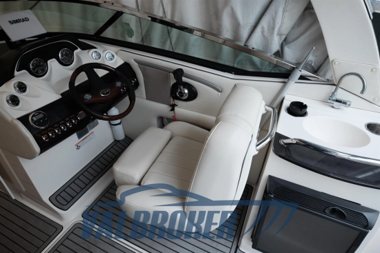 Sea Ray SLX 250 usata in vendita