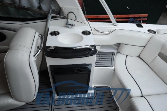 Sea Ray SLX 250 usata in vendita