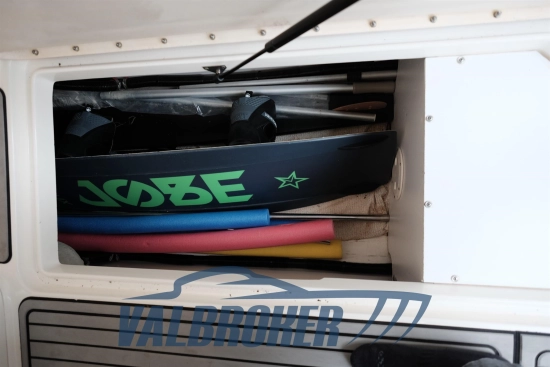 Sea Ray SLX 250 usata in vendita