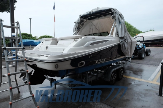 Sea Ray SLX 250 usata in vendita