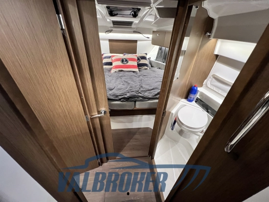 Beneteau Antares 9 usata in vendita