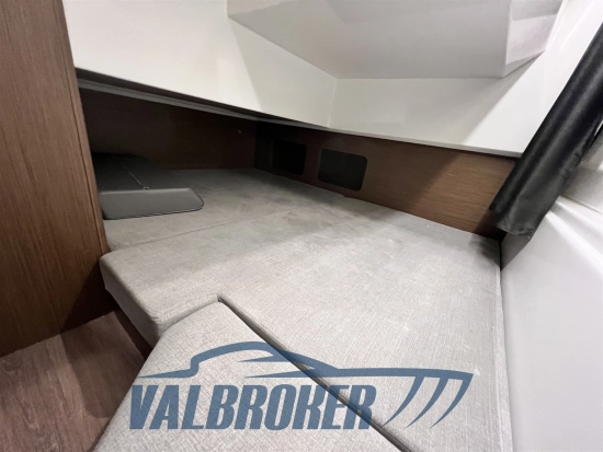 Beneteau Antares 9 usata in vendita