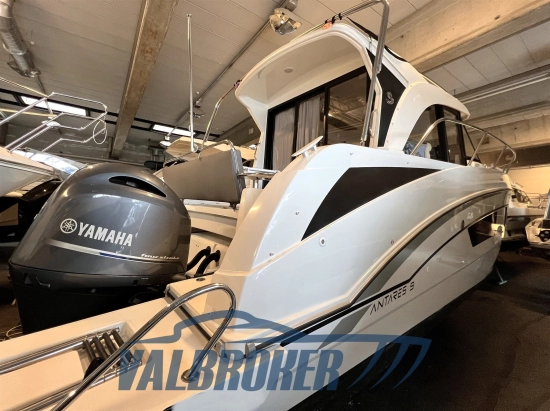 Beneteau Antares 9 usata in vendita