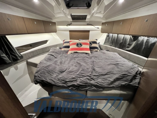 Beneteau Antares 9 usata in vendita