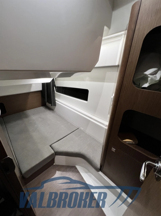 Beneteau Antares 9 usata in vendita