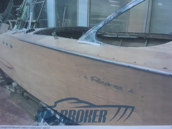 Riva Ariston CADILLAC usado à venda