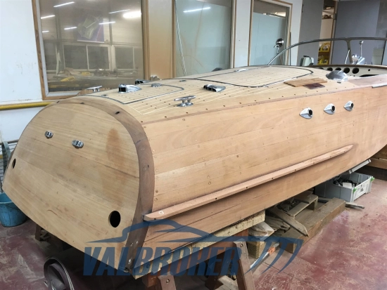 Riva Ariston CADILLAC usado à venda
