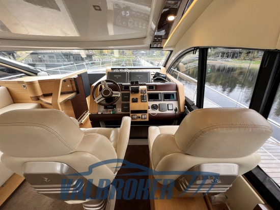 Fairline TARGA 64 GT usado à venda