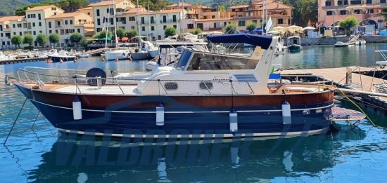 Apreamare Aprea 10 Semi Cabin usata in vendita