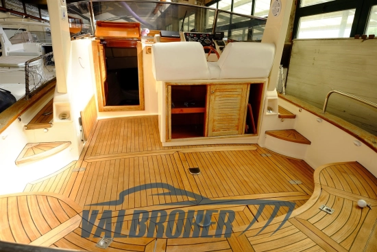 Apreamare Aprea 10 Semi Cabin usata in vendita