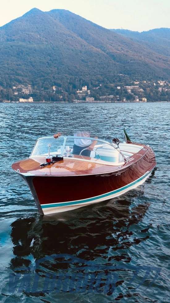 Sebino in legno de segunda mano en venta
