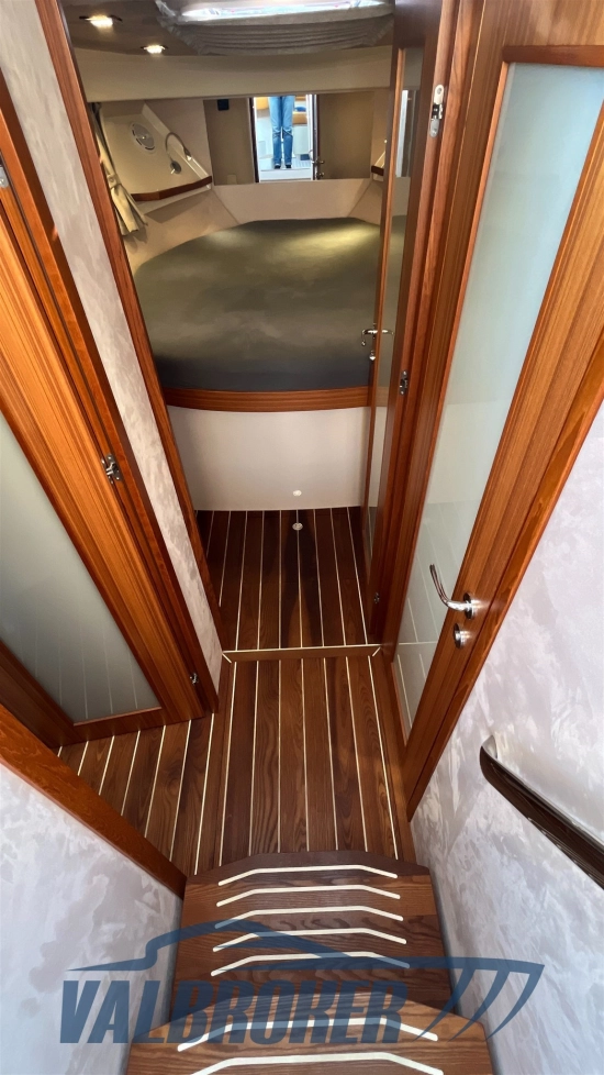 Marex 360 Cabriolet Cruiser usado à venda