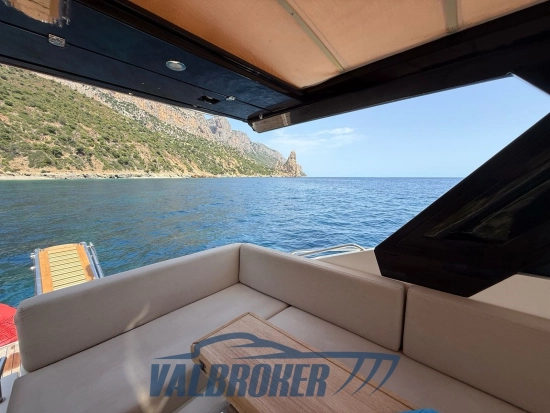 Sealine SC 35 usata in vendita