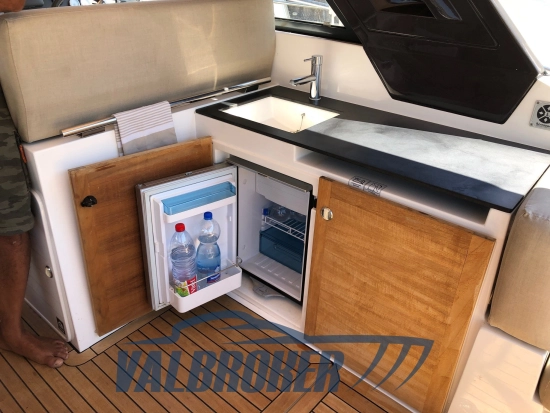 Sealine SC 35 usata in vendita
