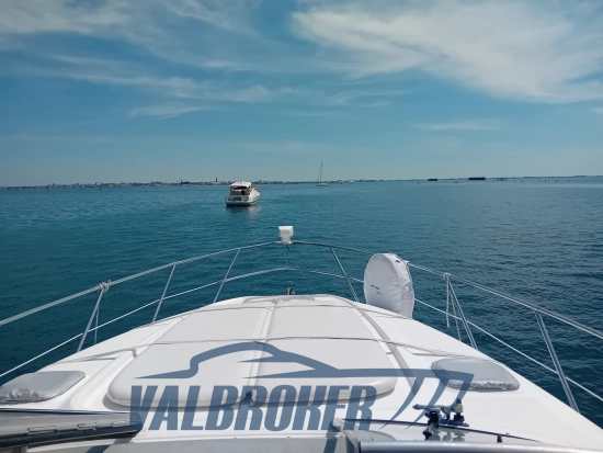 Bayliner 3055 EL usado à venda