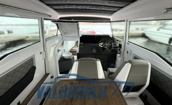 Axopar 37 XC Cross Cabin usata in vendita
