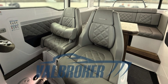 Axopar 37 XC Cross Cabin usata in vendita