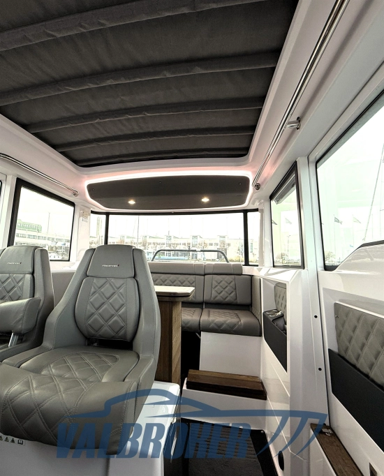 Axopar 37 XC Cross Cabin usata in vendita