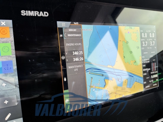 Axopar 37 XC Cross Cabin usata in vendita