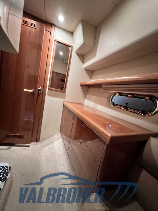 Sealine C 39 usado à venda