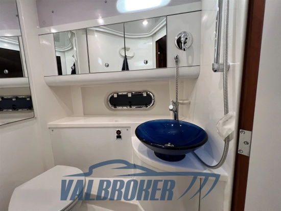 Sealine C 39 usado à venda