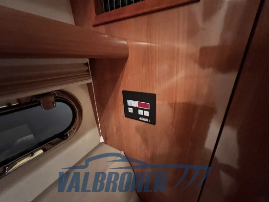 Sealine C 39 usado à venda