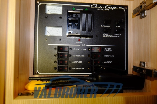 Chris Craft CORSAIR 32 de segunda mano en venta