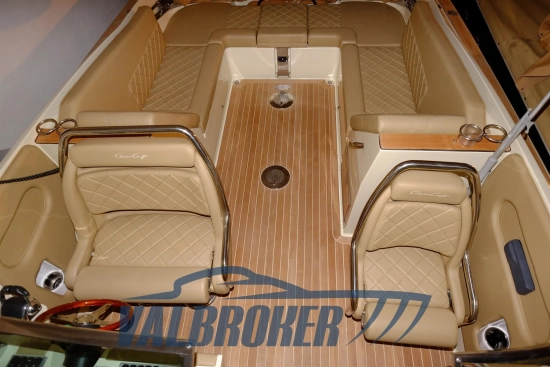 Chris Craft CORSAIR 32 de segunda mano en venta