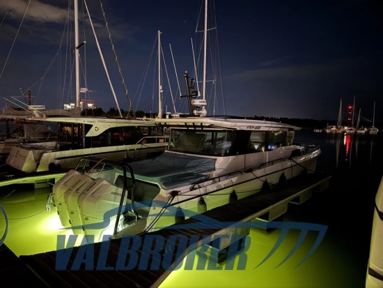Axopar 45 Cross Cabin de segunda mano en venta