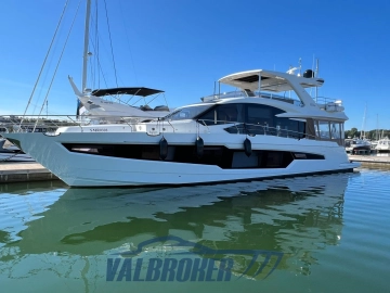Galeon 680 FLY usado à venda
