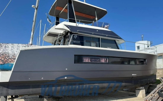 Fountaine Pajot Pajot 37 usado à venda