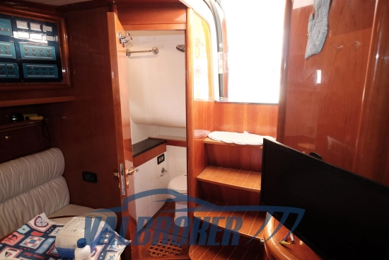 Cayman Yachts 43 WA de segunda mano en venta