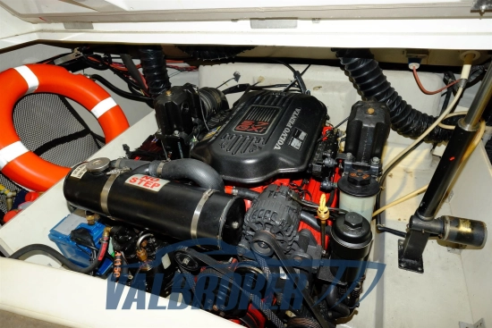 Cobalt 253 usata in vendita