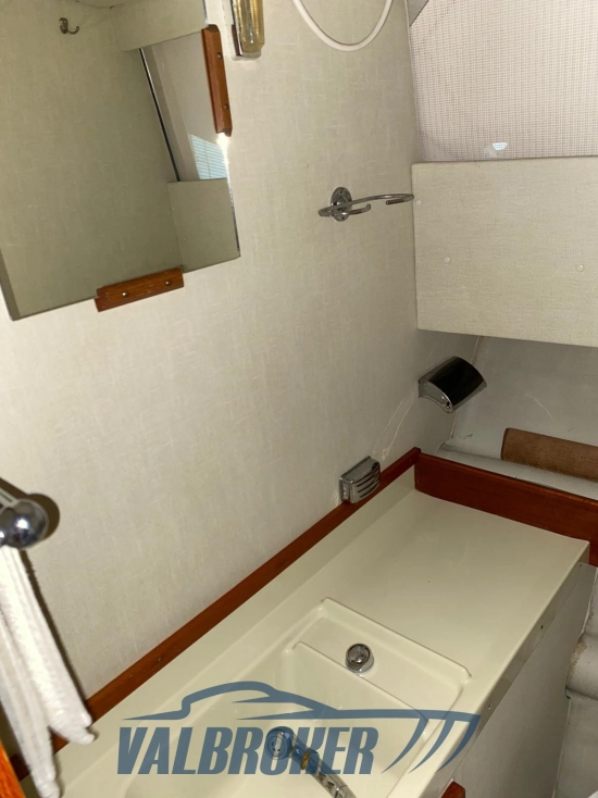 Fjord 32 cabin usata in vendita