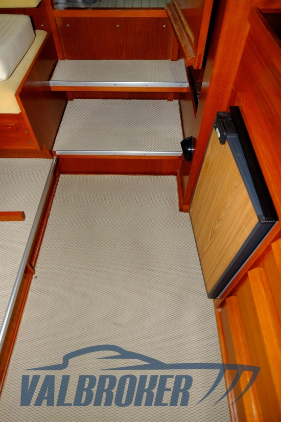 Fjord 32 cabin usata in vendita