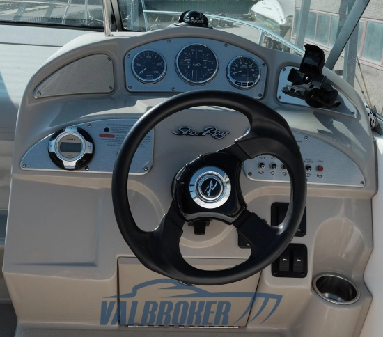 Sea Ray Sundancer 255 DA de segunda mano en venta