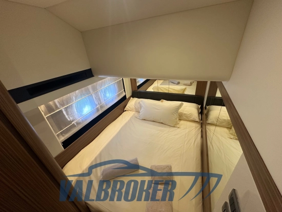 Absolute Navetta 52 usata in vendita