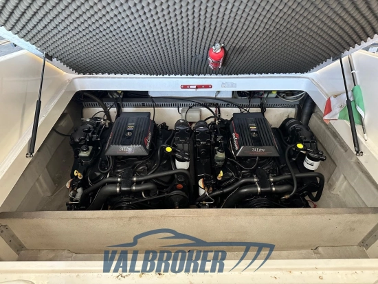 Performance Marine 907 Performance usado à venda