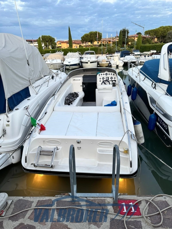 Performance Marine 907 Performance usado à venda