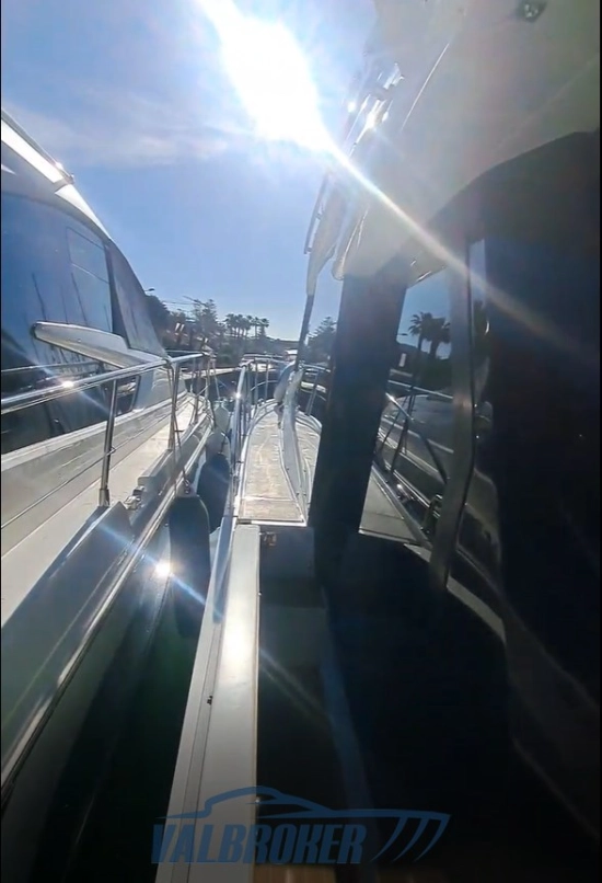 Galeon 460 fly usata in vendita