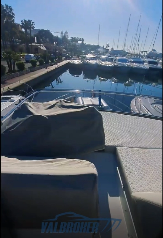Galeon 460 fly usata in vendita