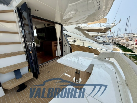 Galeon 460 fly usata in vendita