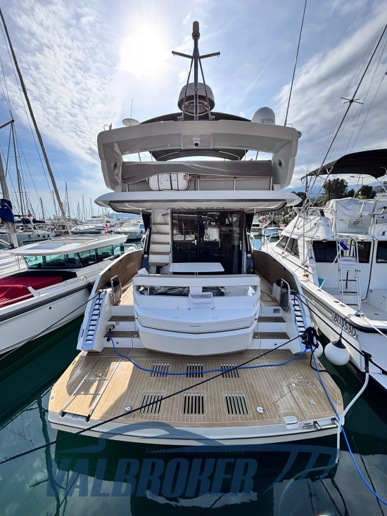 Galeon 460 fly usata in vendita