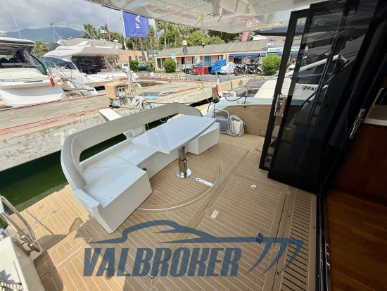 Galeon 460 fly usata in vendita