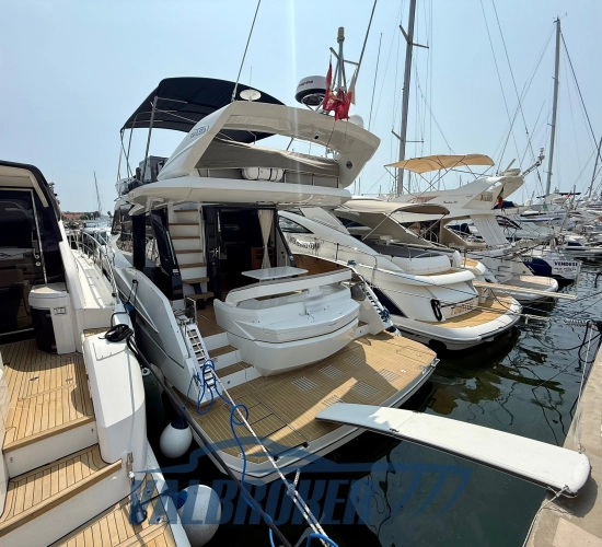 Galeon 460 fly usata in vendita