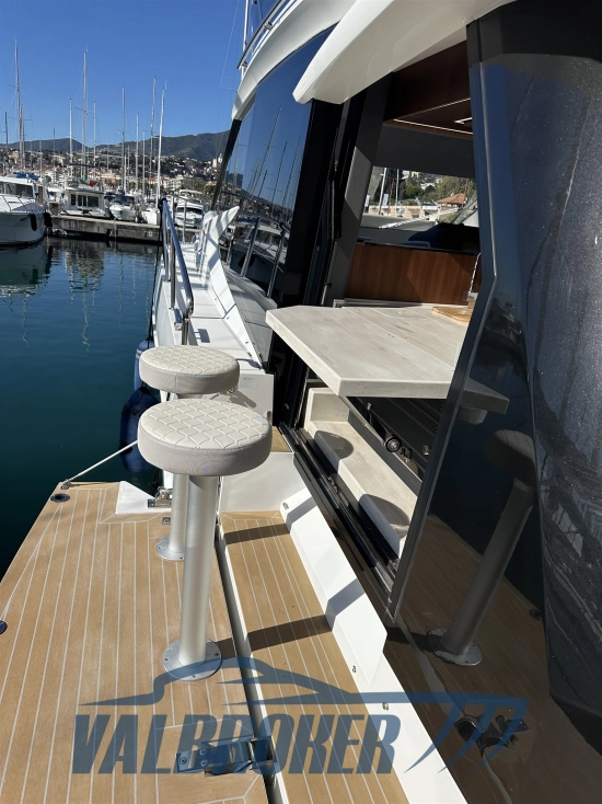 Galeon 460 fly usata in vendita